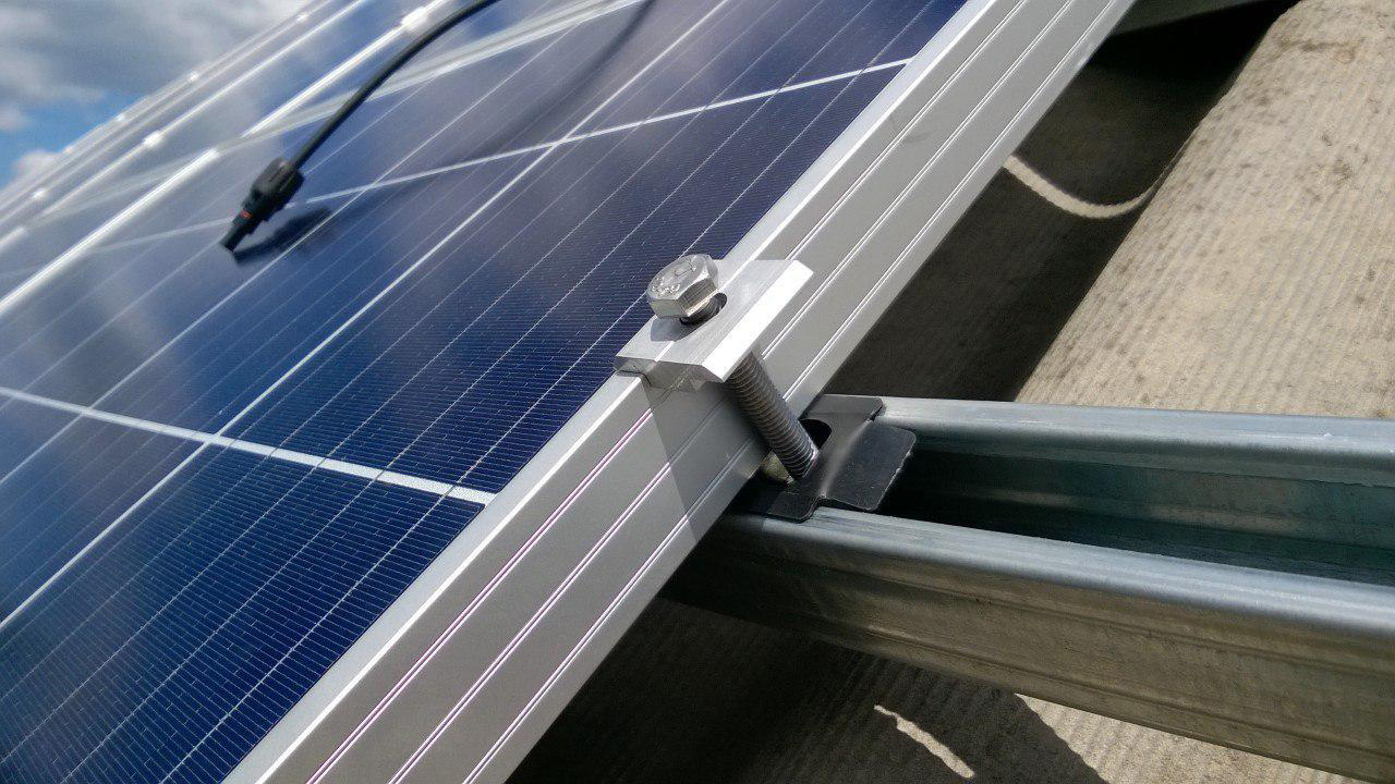 Aluminum profile for solar panels