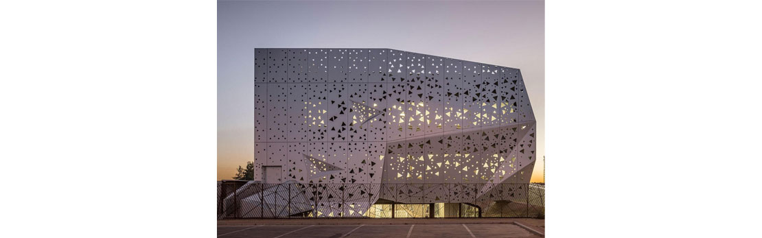 Aluminum as a basis for creating aesthetic and functional solutions in modern architecture